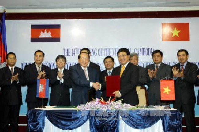 Le Vietnam et le Cambodge renforcent leurs coopérations - ảnh 1
