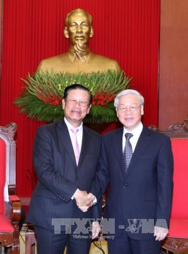 Cultiver l’amitié de longue date et la coopération intégrale Vietnam-Laos - ảnh 1