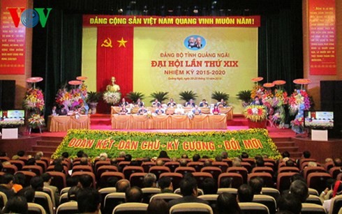 Ouverture du congrès du comité du Parti pour Quang Ngai  - ảnh 1