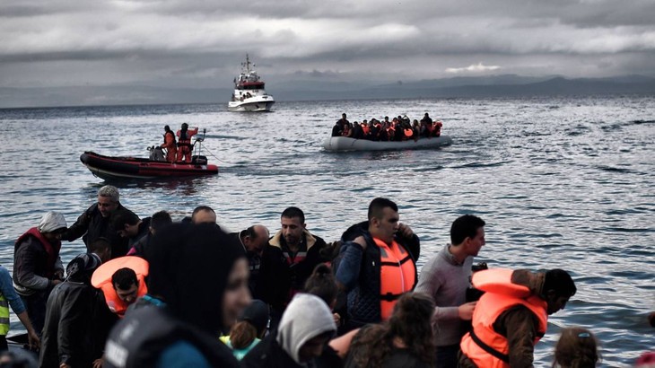 Migrants : la Grèce demande à l’UE 330 millions d’euros supplémentaires  - ảnh 1