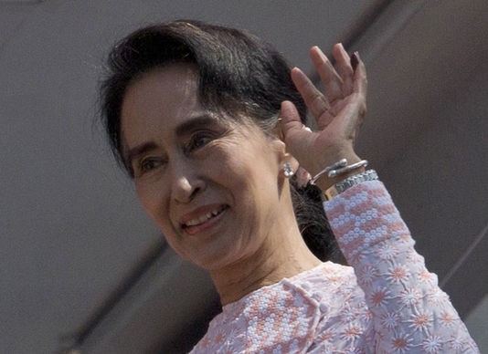 Myanmar: Aung San Suu Kyi appelle au dialogue - ảnh 1