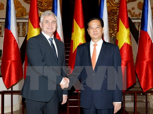 Le président du Sénat tchèque termine sa visite au Vietnam - ảnh 1
