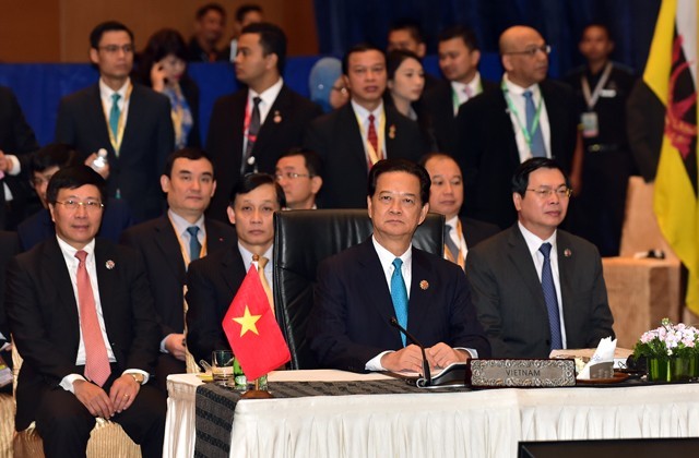 Sommet Asie de l’Est : Nguyen Tan Dung évoque le dossier de la mer Orientale - ảnh 1