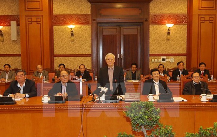 Nguyên Phu Trong préside une réunion sur les documents du 12ème congrès du PCV - ảnh 1
