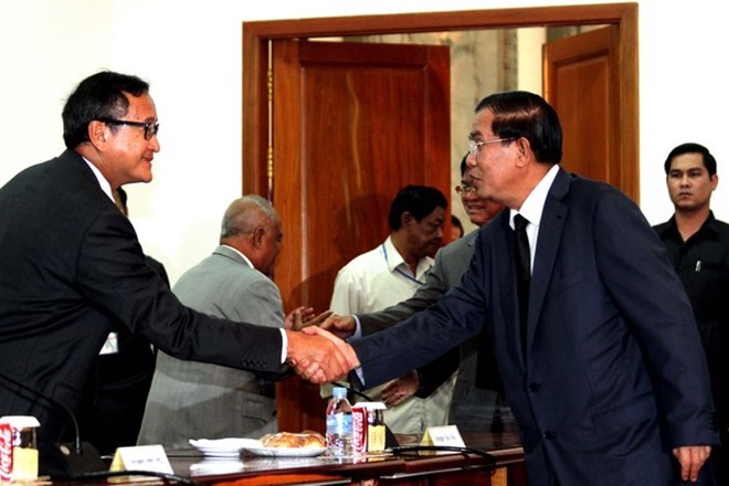 Cambodge : Le CNRP et le PPC poursuivent le dialogue - ảnh 1