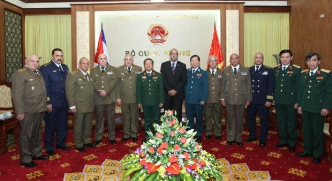 Vietnam-Cuba : vers une coopération militaire accrue - ảnh 1