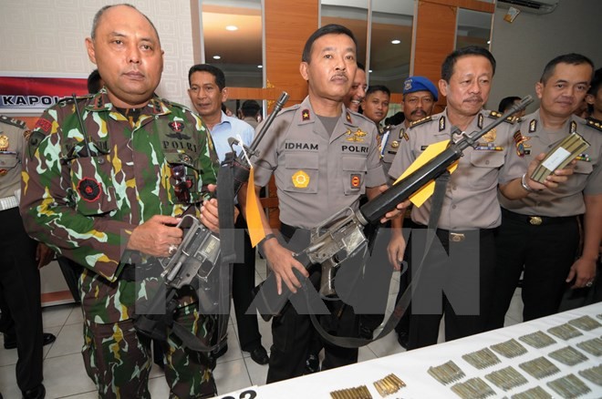 Indonésie: la police en alerte maximale pour les fêtes après un attentat déjoué - ảnh 1