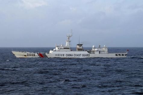 4 bateaux armés chinois pénètrent dans les eaux territoriales japonaises - ảnh 1