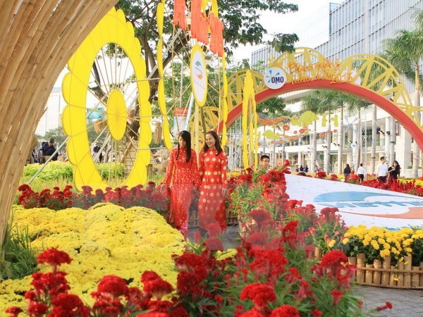 Ho Chi Minh-ville : Festival de fleurs à l’occasion du Nouvel An lunaire - ảnh 1