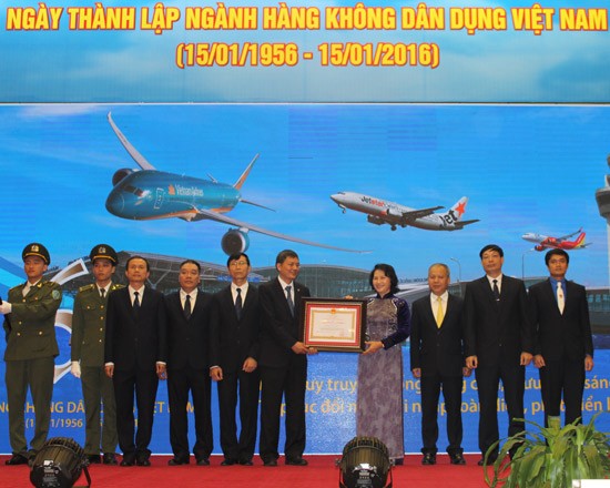 L’aviation civile vietnamienne souffle ses 60 bougies - ảnh 1