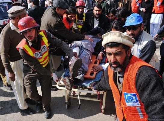 Pakistan: 21 morts dans une attaque des talibans contre une université  - ảnh 1