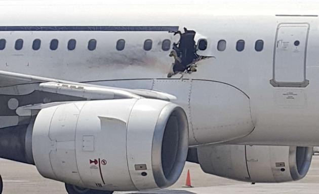 Somalie: l’explosion à bord d’un avion de ligne somalien serait due à une bombe - ảnh 1