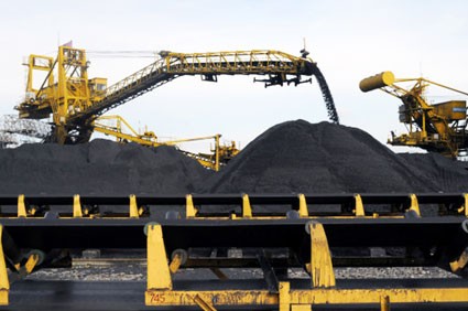 Quang Ninh : 33.700 tonnes de charbon écoulées dès le premier jour de l’an - ảnh 1