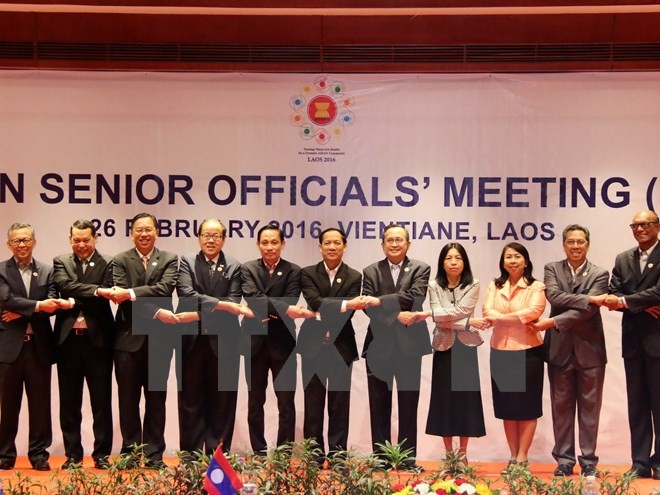 Les hauts officiels de l’ASEAN réunis au Laos - ảnh 1
