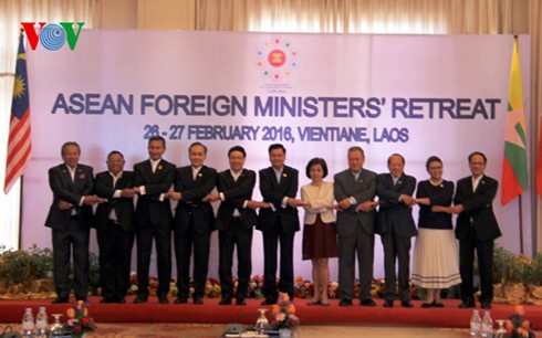ASEAN : Clôture de la Conférence restreinte des ministres des AE - ảnh 1