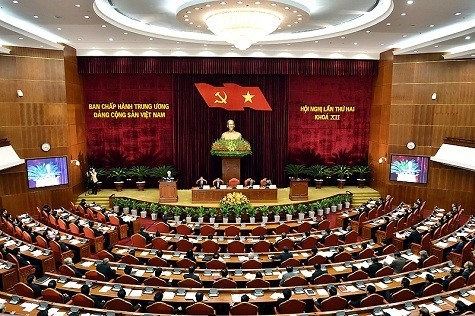 Ouverture du 2ème plénum du Comité central du Parti communiste vietnamien  - ảnh 1