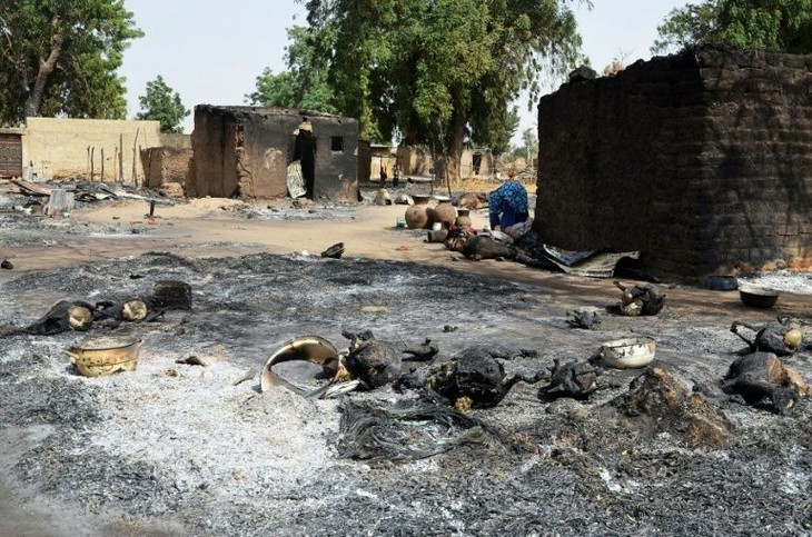 Nigeria: 22 morts, 18 blessés dans un attentat suicide dans une mosquée - ảnh 1