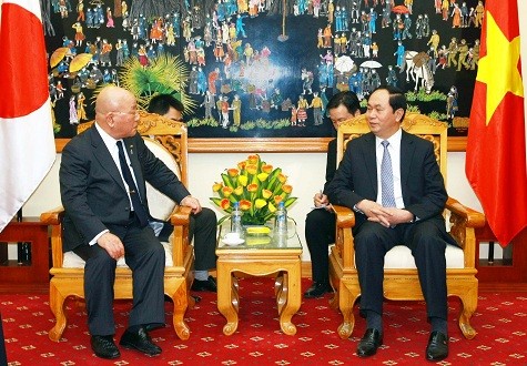 Tran Dai Quang reçoit le conseiller spécial du Premier ministre japonais - ảnh 1
