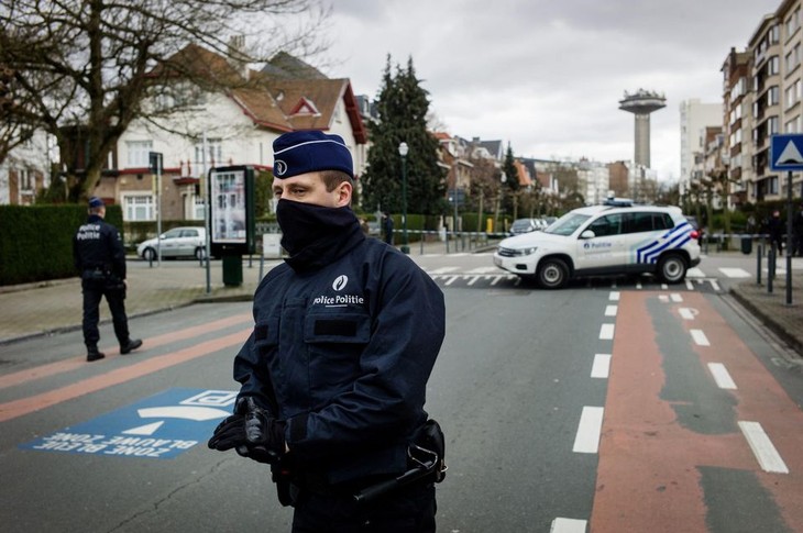Belgique: 13 nouvelles perquisitions antiterroristes, 4 personnes en garde à vue  - ảnh 1