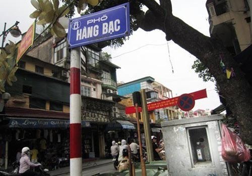 Hang Bac, une rue de métier originale   - ảnh 1