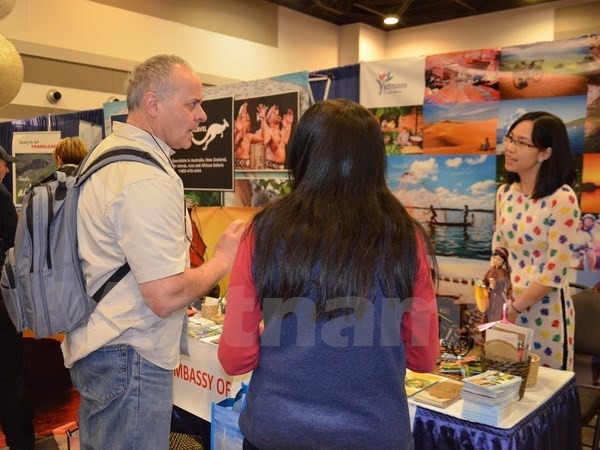 Le Vietnam participe au Salon du tourisme du Canada - ảnh 1