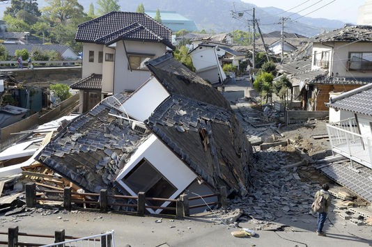 Nouveau séisme meurtrier dans le sud-ouest du Japon - ảnh 1