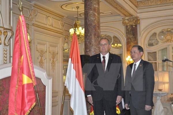 Ouverture d'un consulat honoraire du Vietnam à Monaco - ảnh 1