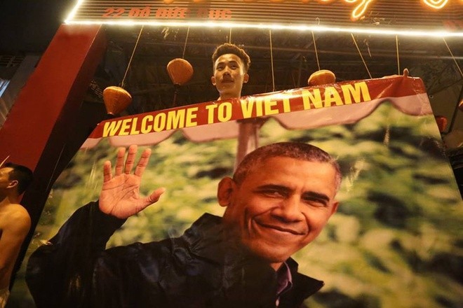 Le président américain Barack Obama entame sa visite officielle au Vietnam - ảnh 2