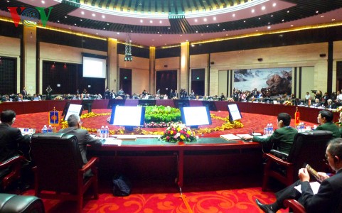 Défense: conférence informelle des ministres de la défense ASEAN-Chine - ảnh 1