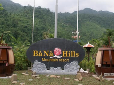 Bana Hills, une station de vacances idéale pour cet été - ảnh 1