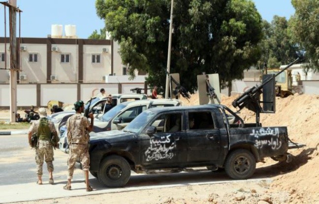 Libye: 34 morts parmi les loyalistes dans les combats contre l’EI - ảnh 1