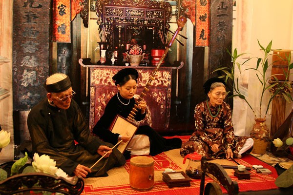 Des concerts vespéraux de musique traditionnelle dans le vieux Hanoï - ảnh 6