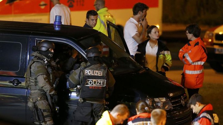 Allemagne: fusillade meurtrière dans un centre commercial à Munich - ảnh 1