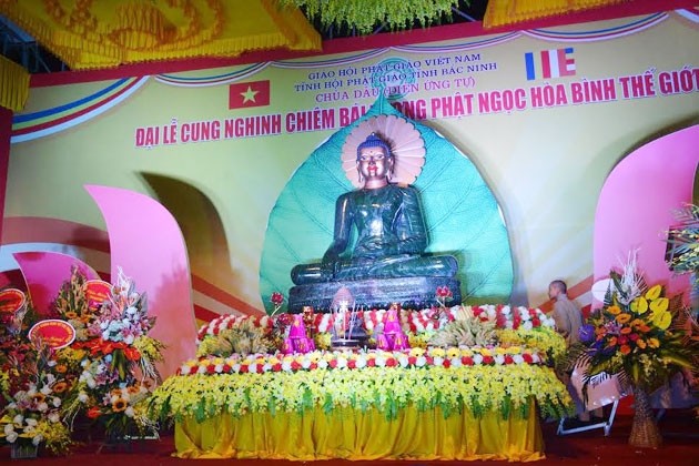 La statue du Bouddha de Jade pour la paix universelle à Bac Ninh - ảnh 1