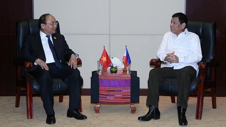 Les dirigeants vietnamiens et philippins accordent de l’importance à la coopération  - ảnh 1