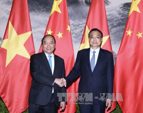 Nguyên Xuân Phuc: développer en permanence les relations sino-vietnamiennes - ảnh 1
