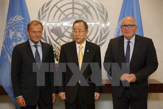 Ban Ki-moon et des responsables de l'UE discutent de paix et de sécurité - ảnh 1