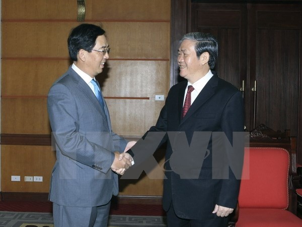 Dinh The Huynh reçoit l’ambassadeur de Chine au Vietnam - ảnh 1