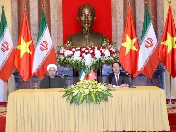 Hassan Rouhani termine sa visite au Vietnam - ảnh 1