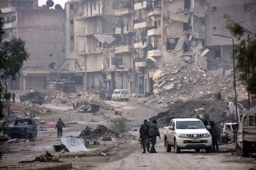 Syrie: découverte d'un charnier dans l'ex-bastion rebelle à Alep - ảnh 1