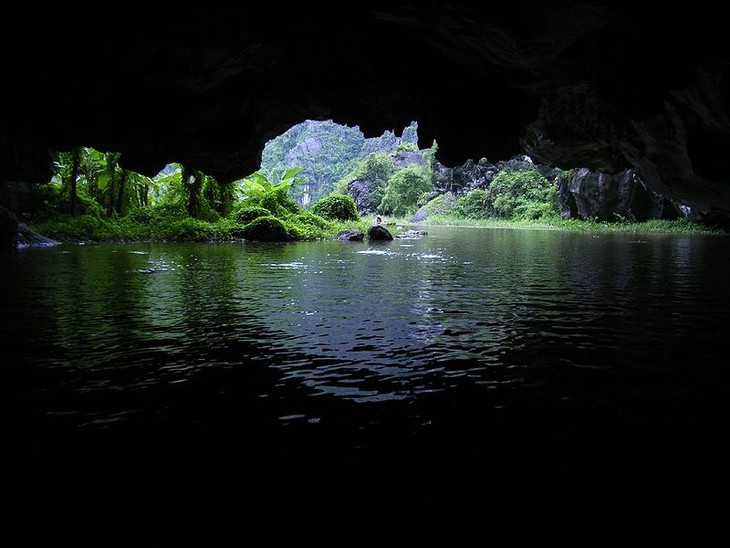 Les grottes de Tam Côc, des merveilles - ảnh 1