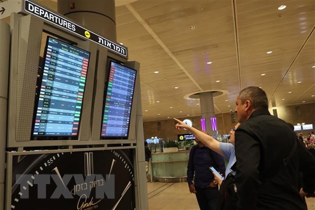 Plusieurs compagnies aériennes annulent leur vol vers Tel Aviv	 - ảnh 1