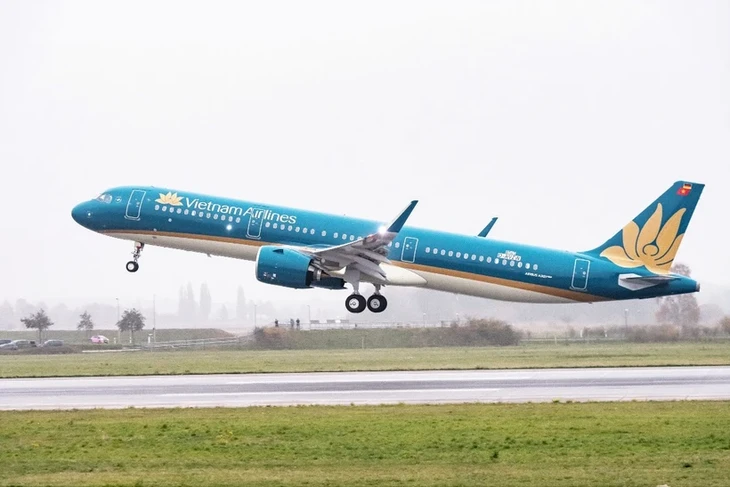 Vietnam Airlines introduces wireless entertainment on entire Airbus A321 fleet  - ảnh 1