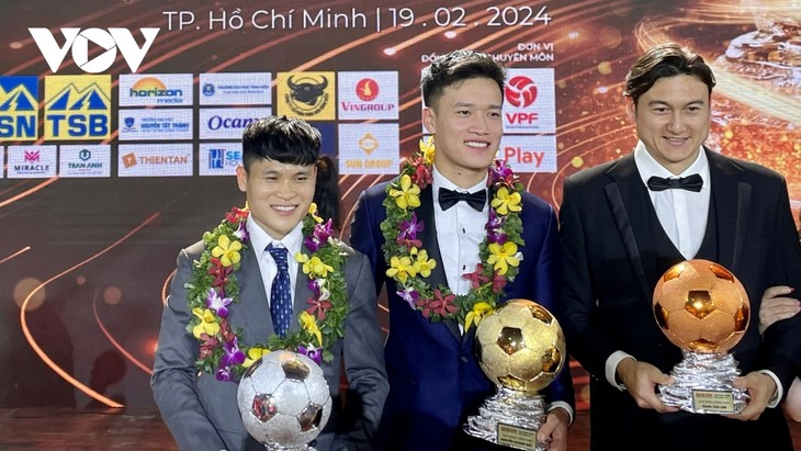 Hoang Duc and Kim Thanh win Vietnam Golden Ball 2023 - ảnh 1