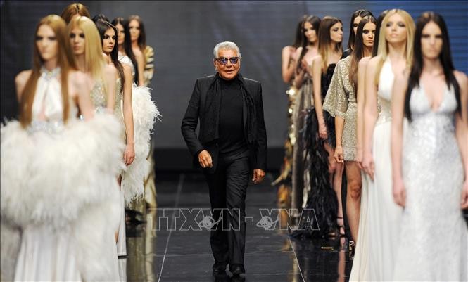 Legendary fashion designer Roberto Cavalli dies at 83 - ảnh 1