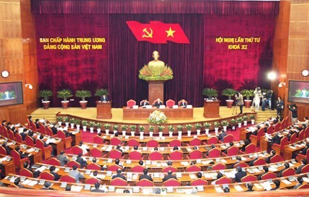Mengembangkan peranan kader pimpinan  dalam melaksanakan Resolusi Sidang Pleno ke-4 Komite Sentral Partai Komunis Vietnam angkatan ke-11. - ảnh 1