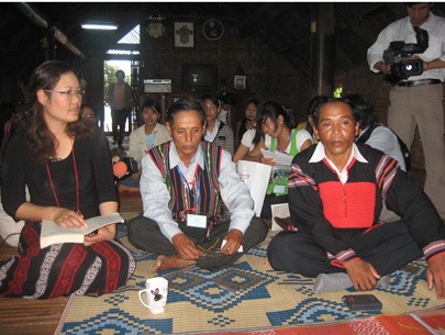 Menyanyikan wiracarita, ciri budaya yang khas di daerah Tay Nguyen. - ảnh 3