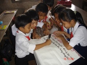 20 tahun ActionAid seperjalanan dengan usaha pengentasan dari kelaparan dan kemiskian di Vietnam. - ảnh 1