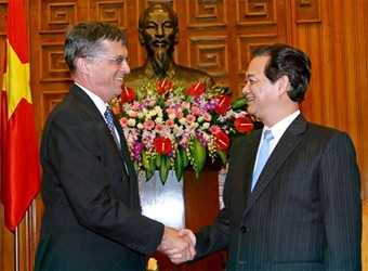 Australia berkomitmen akan terus membantu Vietnam dalam pekerjaan pencegahan dan pemberantasan korupsi - ảnh 1