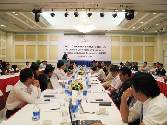 Konferensi meja bundar antara pimpinan kota Ho Chi Minh dan komunitas badan usaha Jepang - ảnh 1